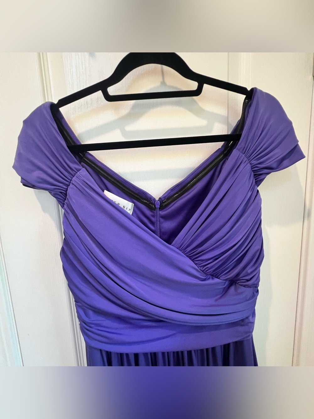 After Six Purple Solid V-Neck Ruched Off-Shoulder Long Zip Gown Formal Size 14